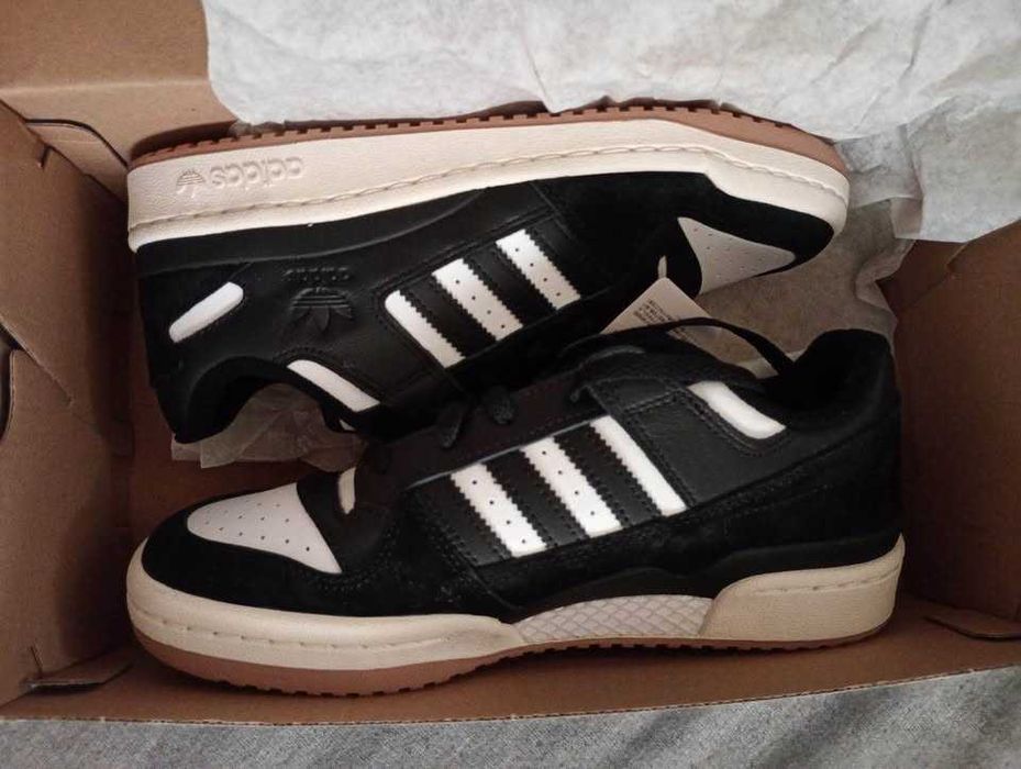 Sapatilhas novas com etiqueta Adidas