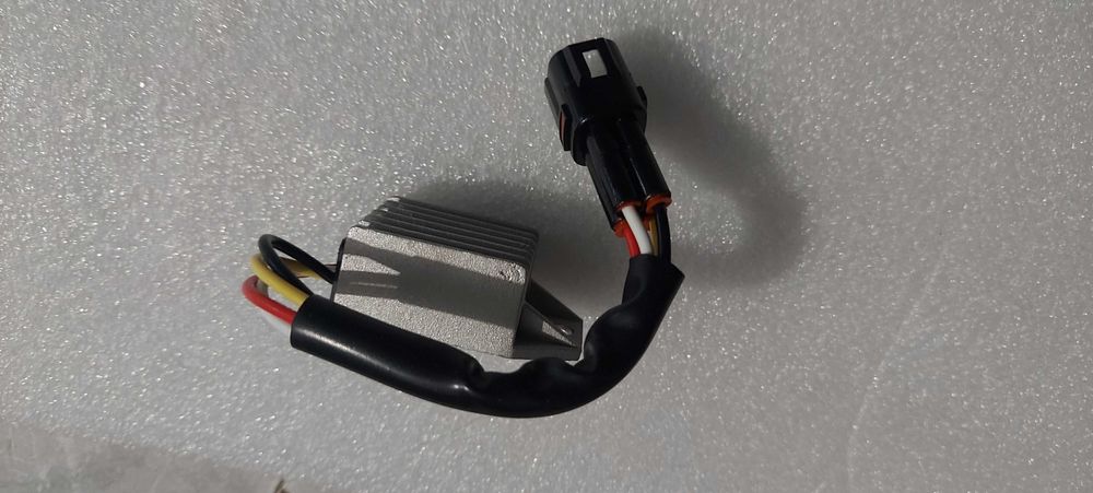 Regulador tensão KTM 200 corrente 450 230 e ktm 300 retificador 530