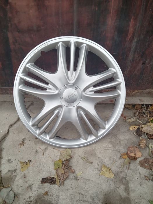 Автоколпак диаметр 16/Наклейка на стойку авто