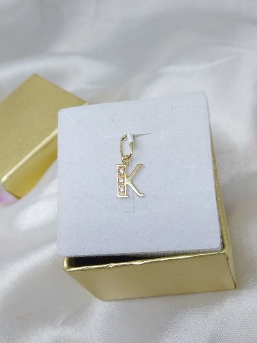 Piękny złoty wisiorek zawieszka literka K, złoto próby 585