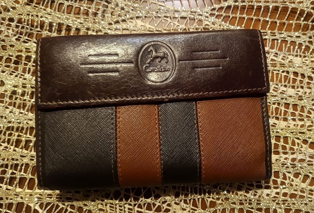 Carteira Cavalinho como nova