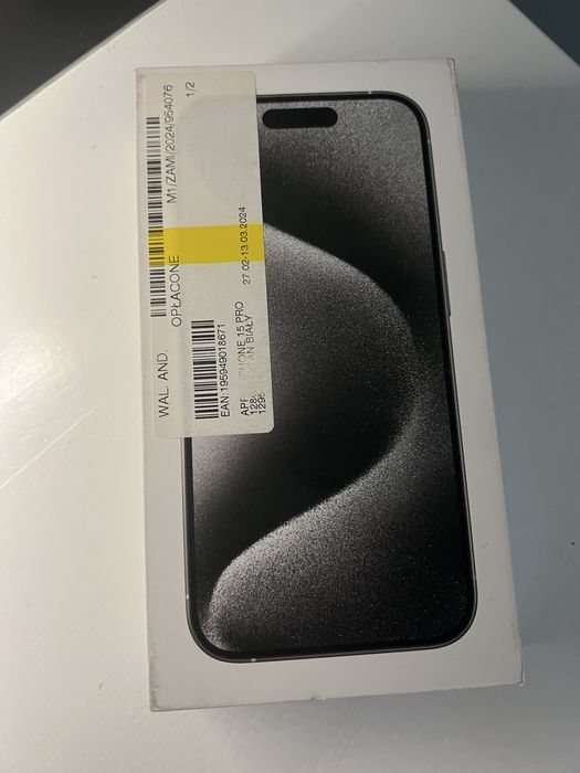 iPhone 15 pro idealnym stanie