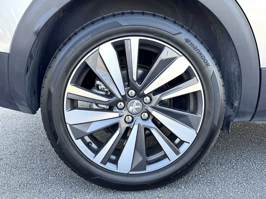 Peugeot 3008 1.5 BlueHdi Allure Pack J19 Full Extras