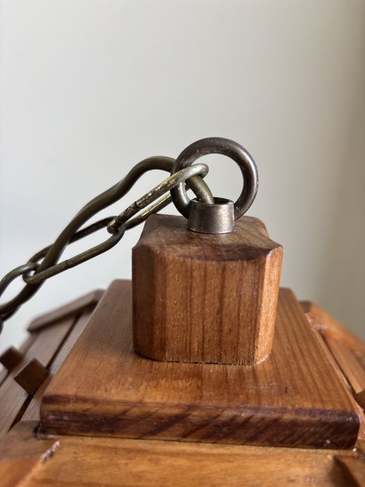 Candeeiro de teto restaurado