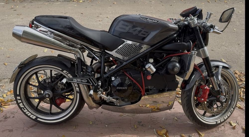 Ducati 848 custom cafe racer