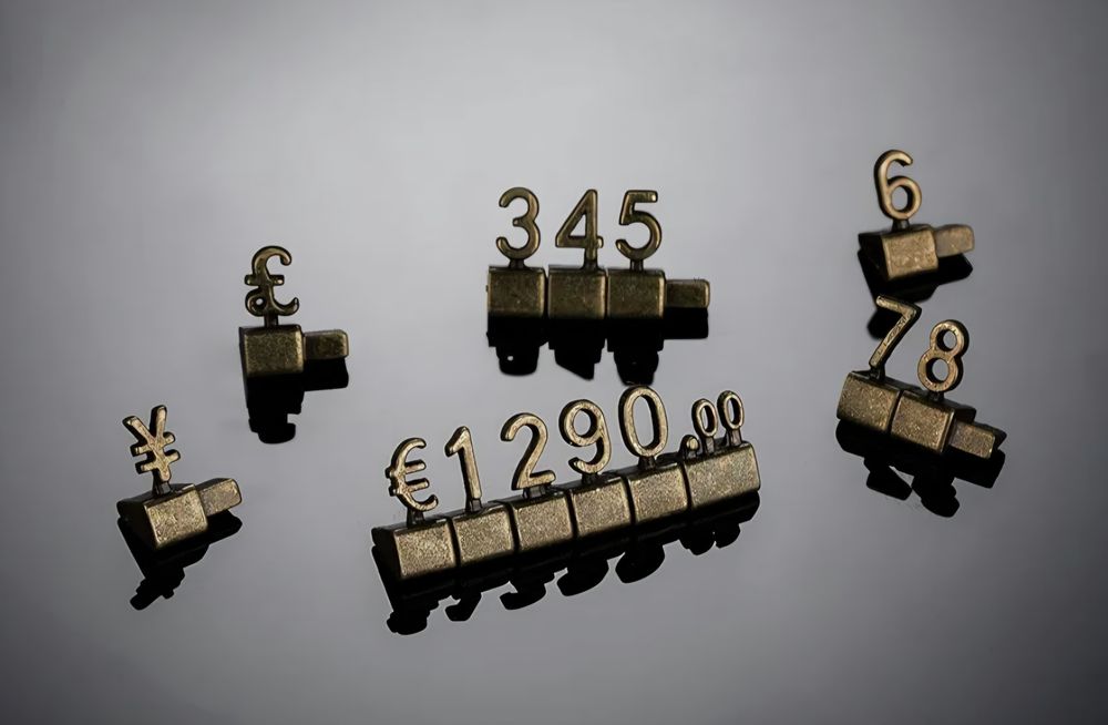 Kostki cenowe 3D lub etykiety cenowe do ekspozycji produktów do Butiku