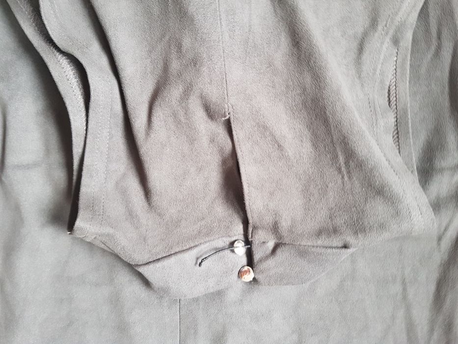 Sukienka MIDI khaki welur wiązanie obcisła stójka golf