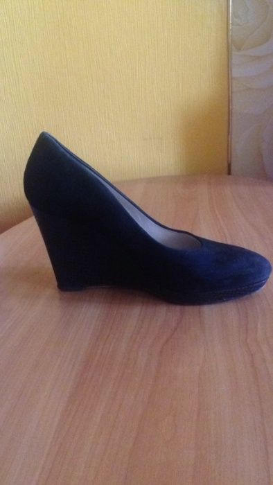 Туфли замшевые Clarcs