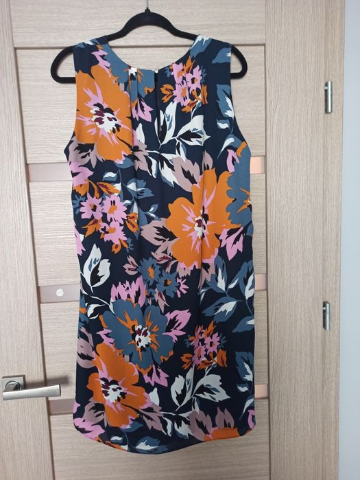 Damska letnia sukienka rozm. M/L, kolorowa sukienka, zwiewna sukienka, sukienka na ramiona, sukienka w kwiaty