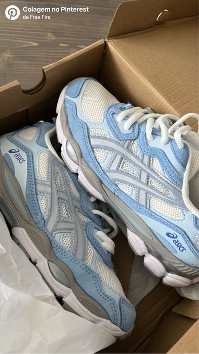 ASICS Brancas e Azul Bebé – Estilo Y2K | Novas ( Com caixa)