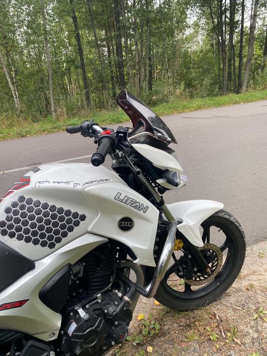 Продам мотоцикл ліфан кп 200
