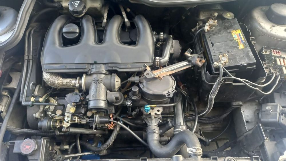 Caixa Velocidades Peugeot 206 1.9D de 2000