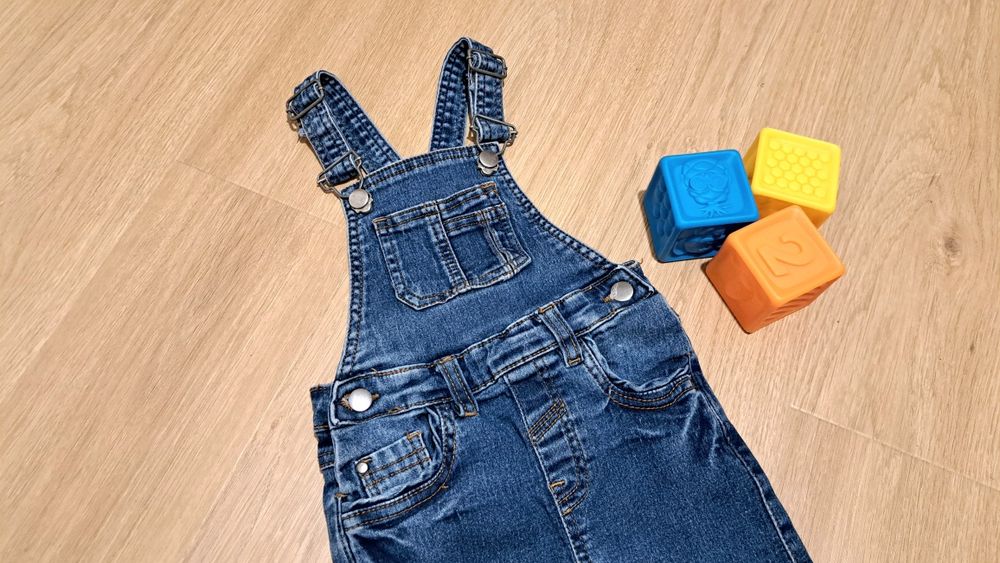 Ogrodniczki dziewczęce 98-104 cm