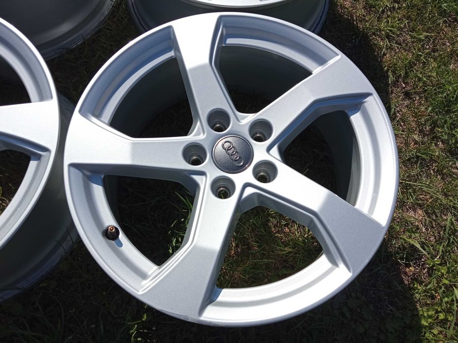 Felgi Audi 17cali 5x112 et43 7,5J A3 A4 A6 Q3 Q5