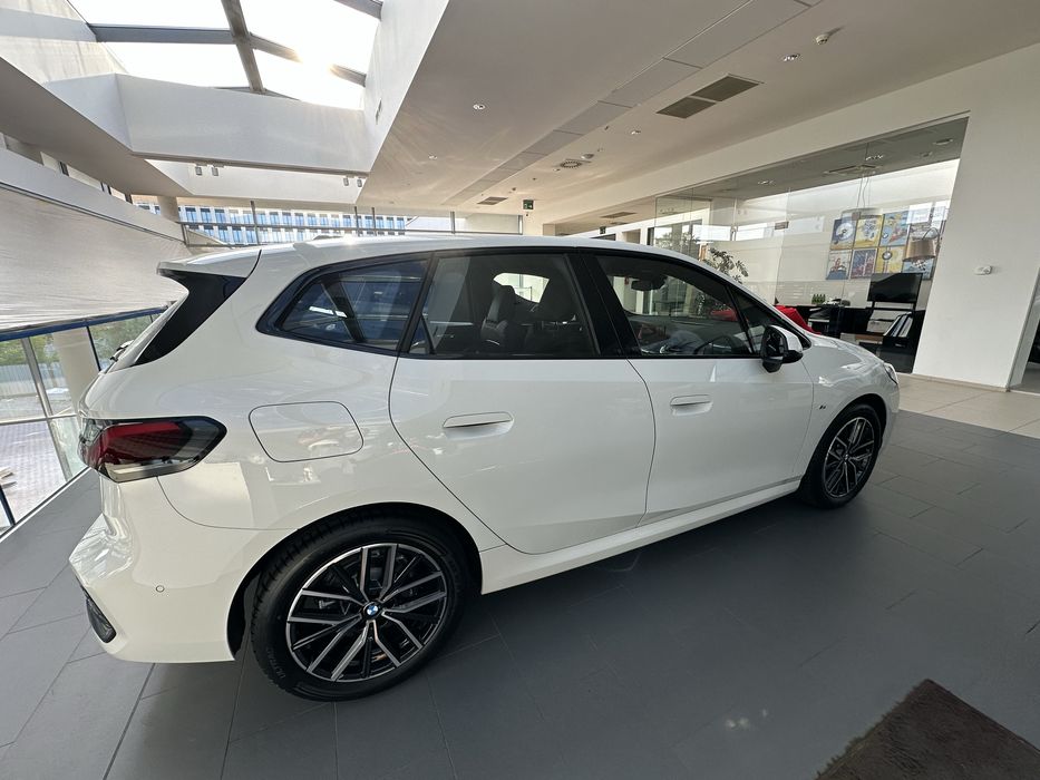 Wynajem samochodu - BMW Serii 2 Active Tourer