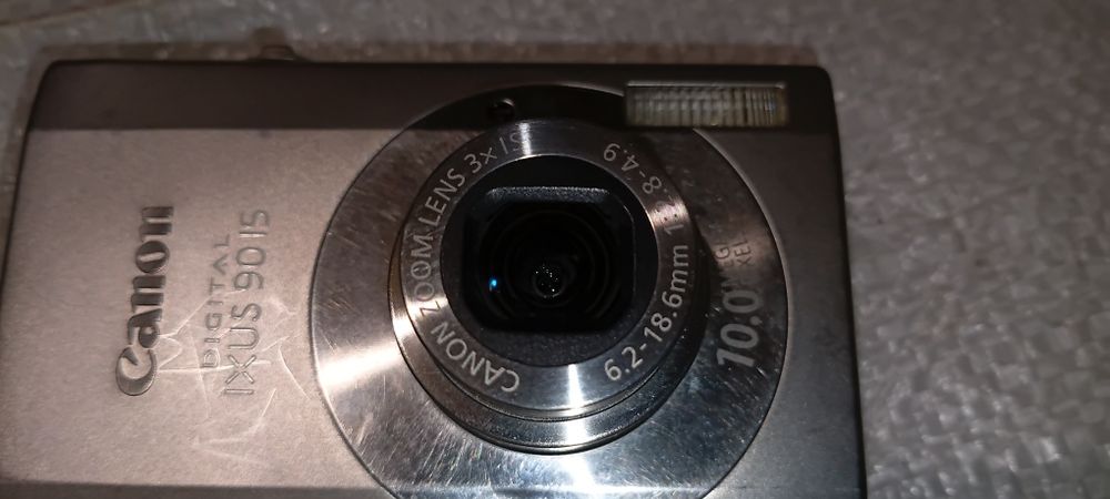 Фотоапарат Canon Digital IXUS 90 IS, працює.