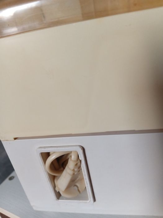 Єл соковижималка Росток