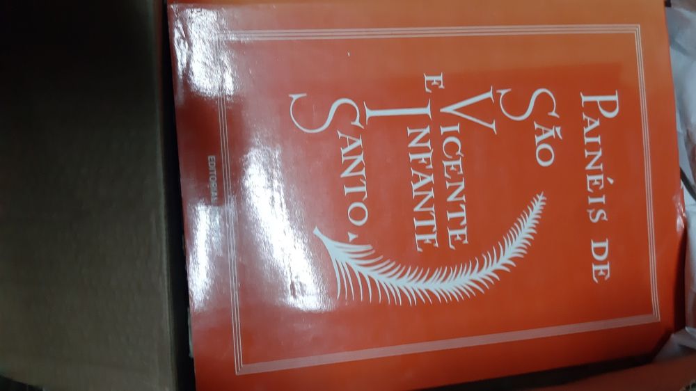 Diversos livros em bom estado