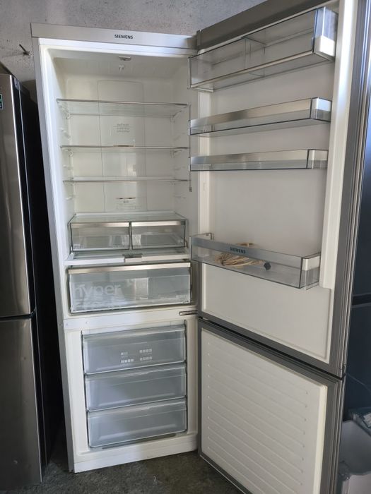 Sprzedam lodówką firmy Siemens. GWARANCJA. DOSTAWA.
