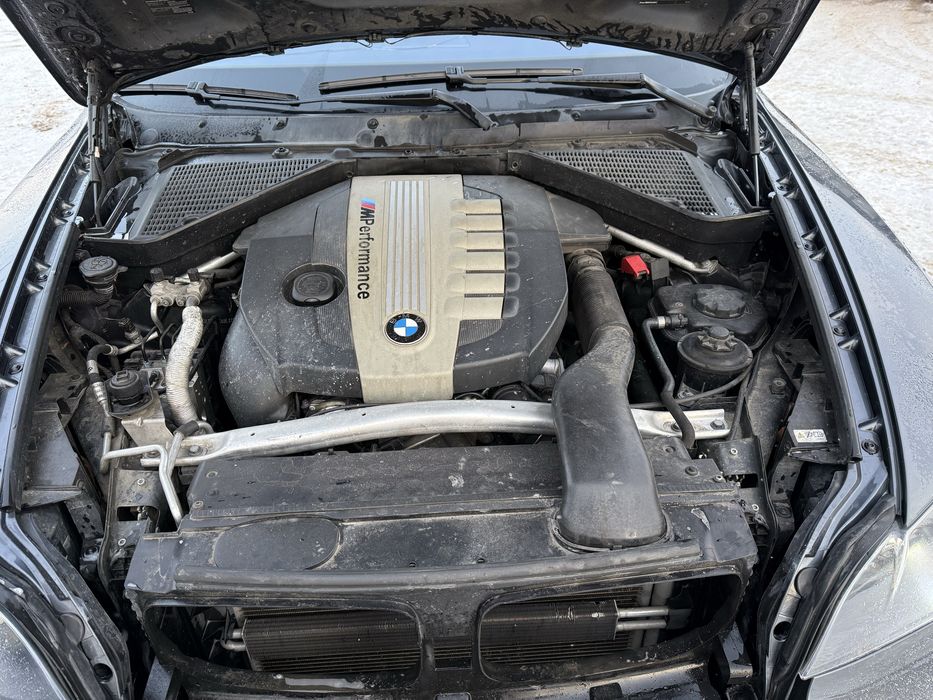 Продам  BMW x5 е70 35d