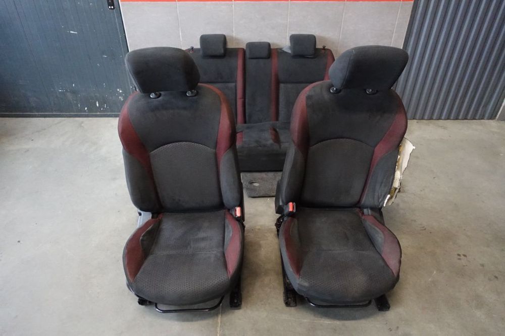 NISSAN JUKE 11R FOTELE KANAPA EUROPA