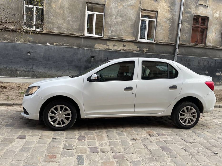 Продам renault logan 1,2 газ/бензин
