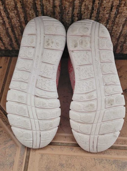 Buty sportowe NEWFEEL dla dziewczynki rozm. 32