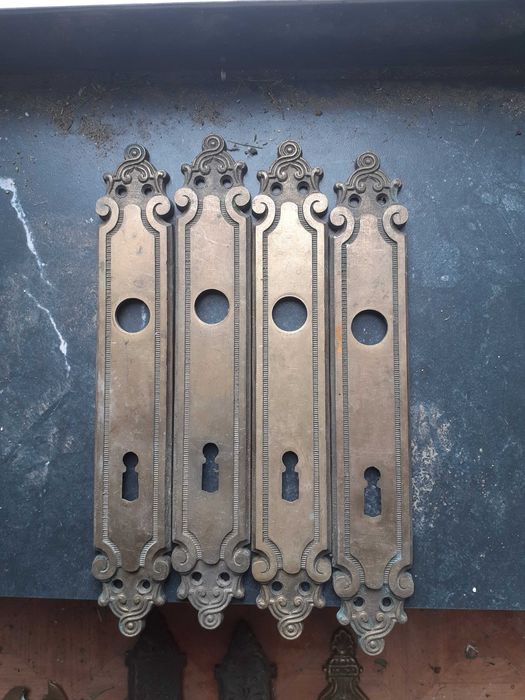 Szyldy do drzwi -mosiężne stare