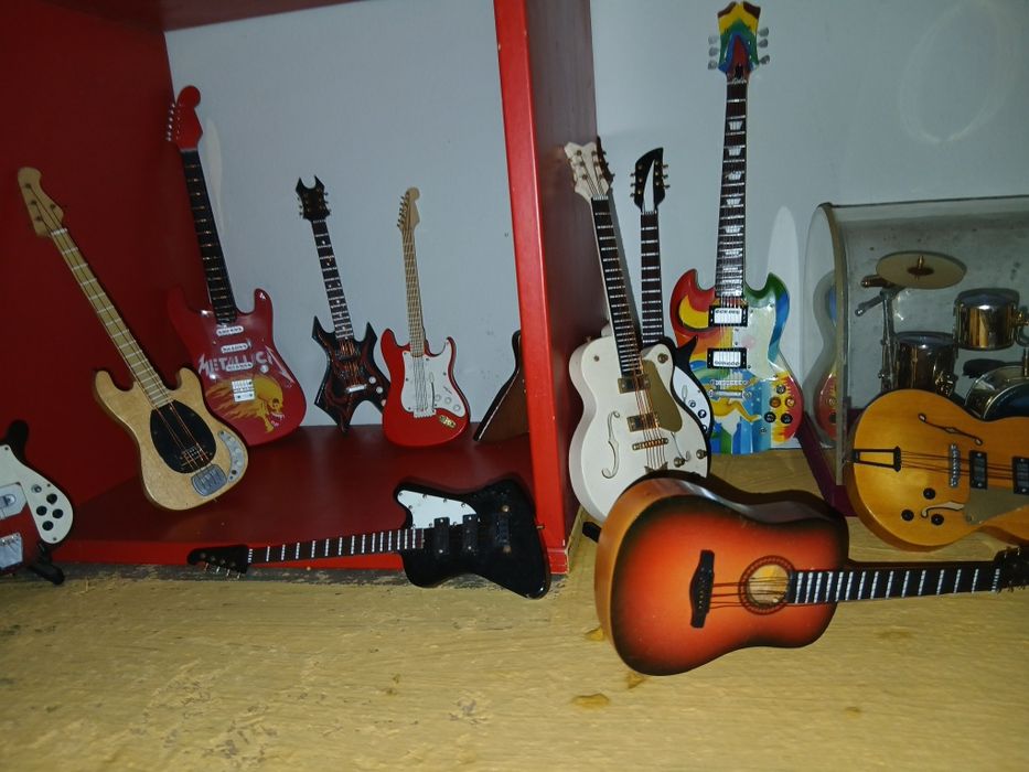 Colecao istrumeto musical minitura