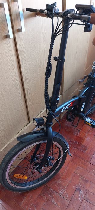 Bicicleta eléctrica semi nova