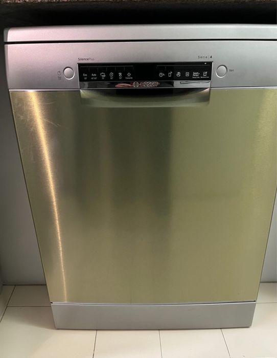 Máquina de Lavar Loiça Bosch SMS4EMI06E/30—Inox