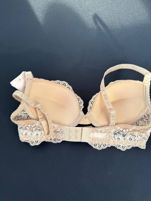 Бюст KLEO новий 70В