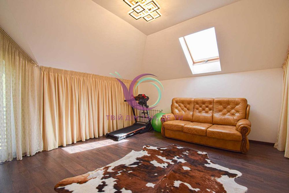 5-к. будинок 176 м2 з власним подвір’ям за вул. Гузара