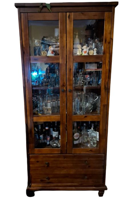 Używana witryna przeszklona, z 2 szyfladami