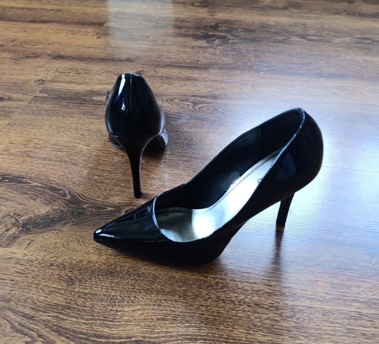 Buty na obcasie  szpilki