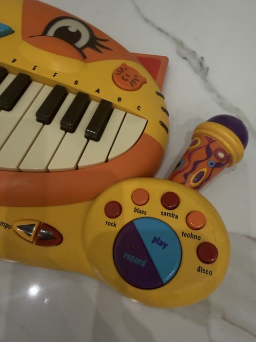 Продам пианино Котофон