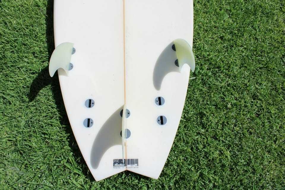 JS Industries Surfboard 5ft 10"