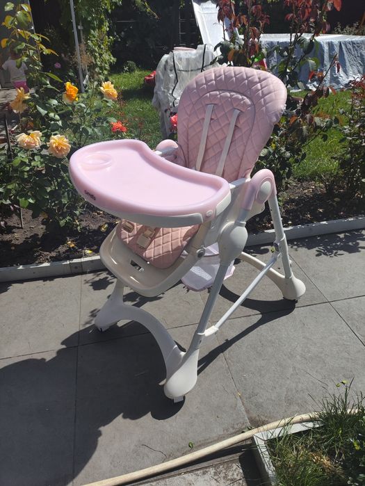 Стілець для годування немовля