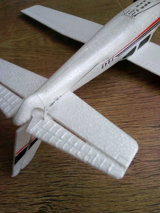 Samolot RC sterowany Cessna P 707 2,4G 3k 50x39