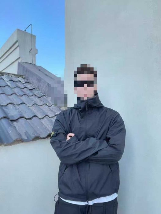 Kurtka z kapturem marki Stone Island/XL