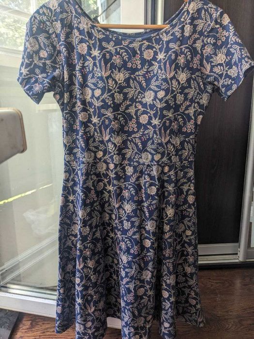 Платье Uniqlo миди 36(С)-38(М)