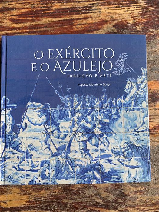 Livros Azulejo e Museus do Exército