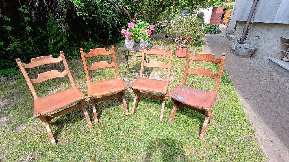 Stare krzesła dąb skóra