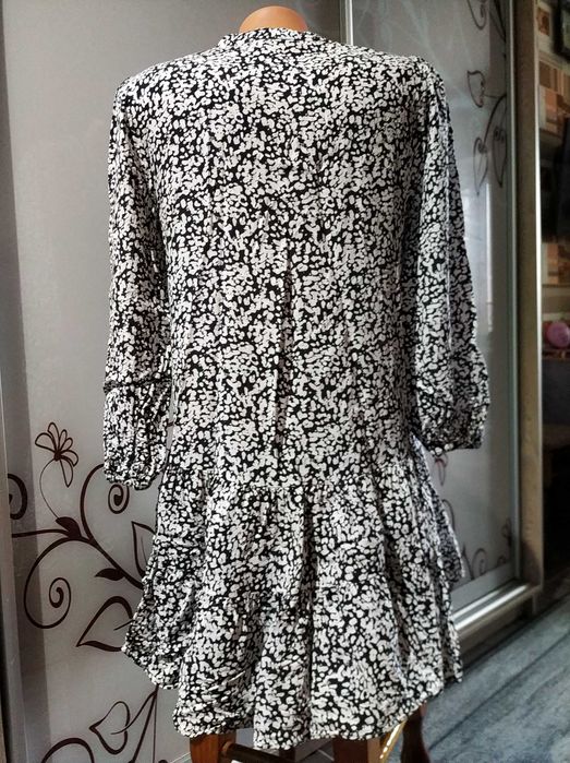 Фірмова,модна,стильна сукня,плаття 44-46 р-ZARA