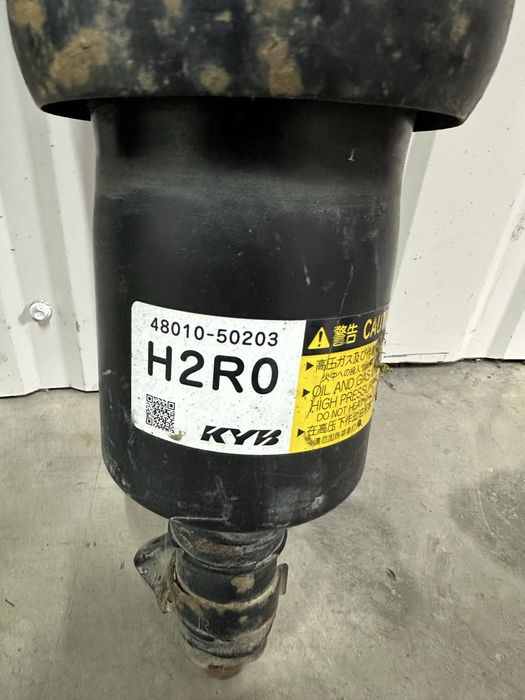 Пневмстійки lexus ls600h