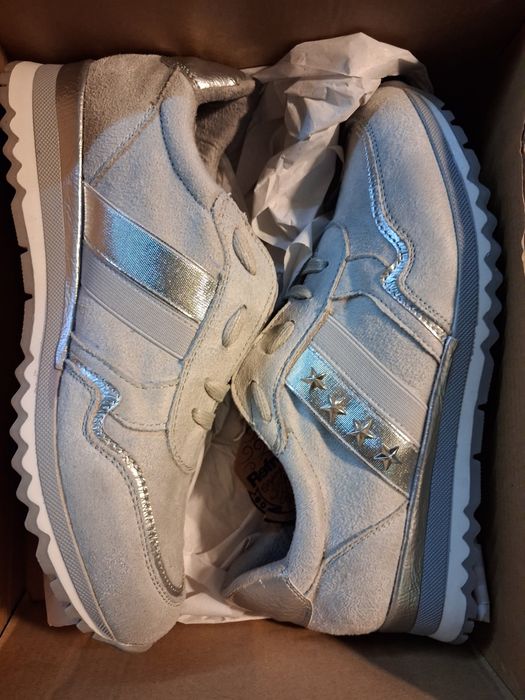 Sneakersy Refresh roz 38