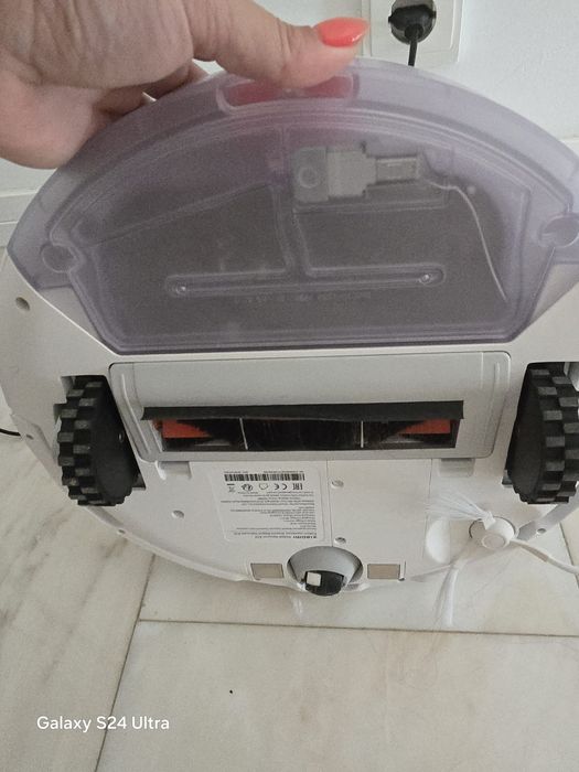 Aspirador robot xiaomi vacuum E12 como novo