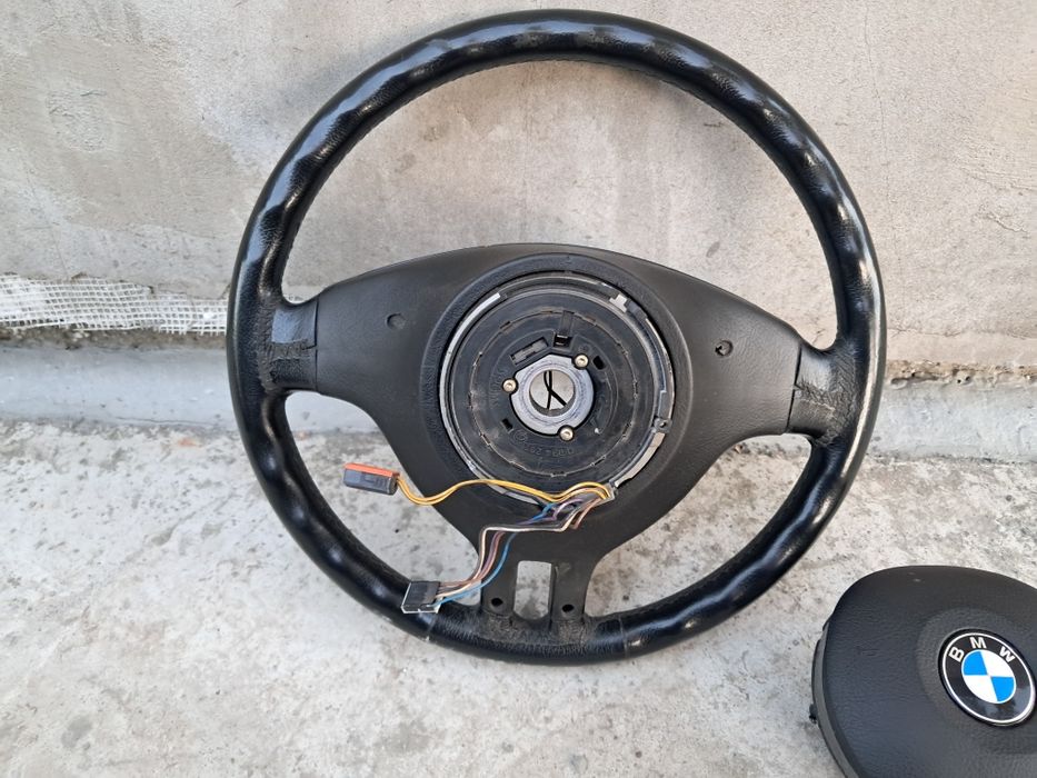 Продам спорт руль на BMW E39 E38 E46 E34 E32 E36 БМВ Е39 Е38 Е46 Е34 Е32 Е36