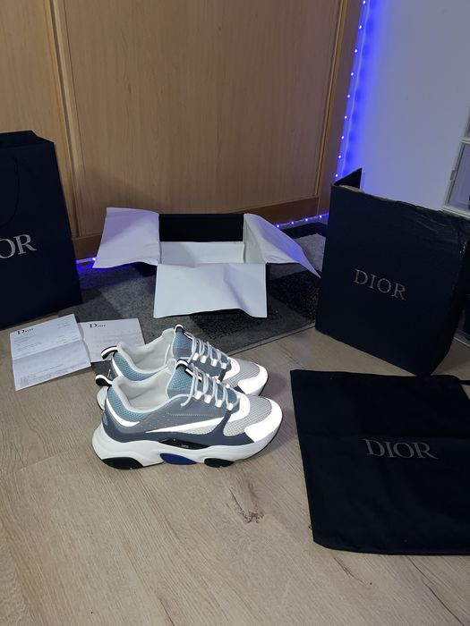 Dior b22 azul claro