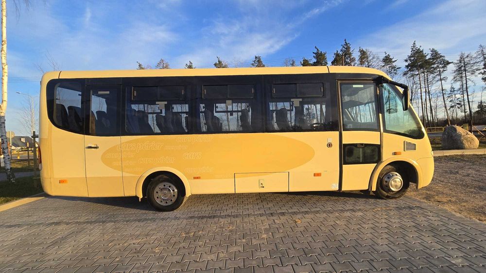 Iveco Marcopolo - 27 miejsc - tacho analog - międzymiastowy
